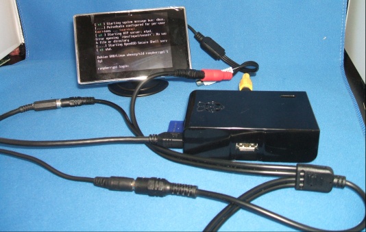 Image of 3.5" Colour LCD Monitor (1V composite input) special 5V version (PSU not included)